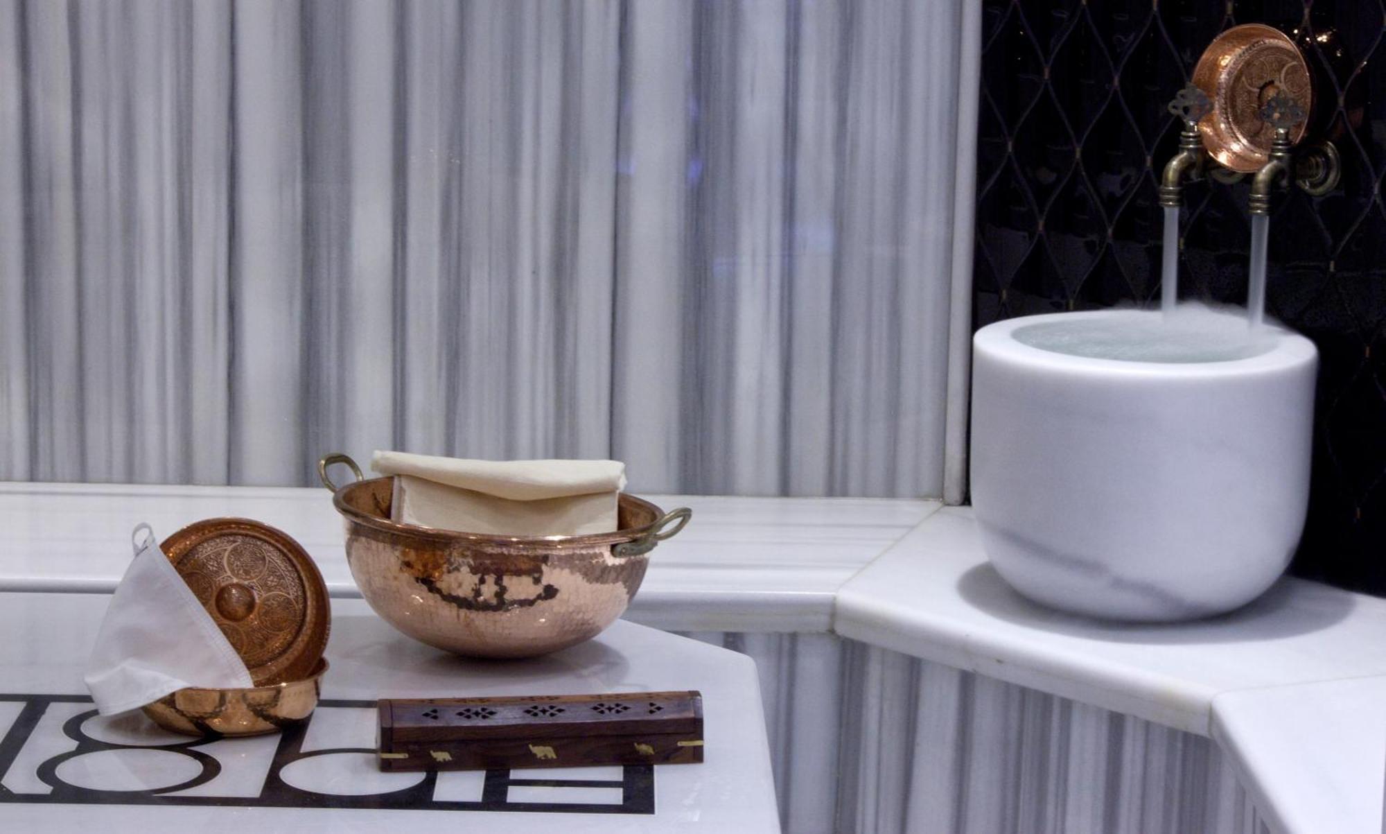 Standard Double or Twin Room,942517388:JPEG